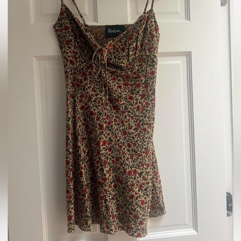 Realisation Par Inez dress in dahlia